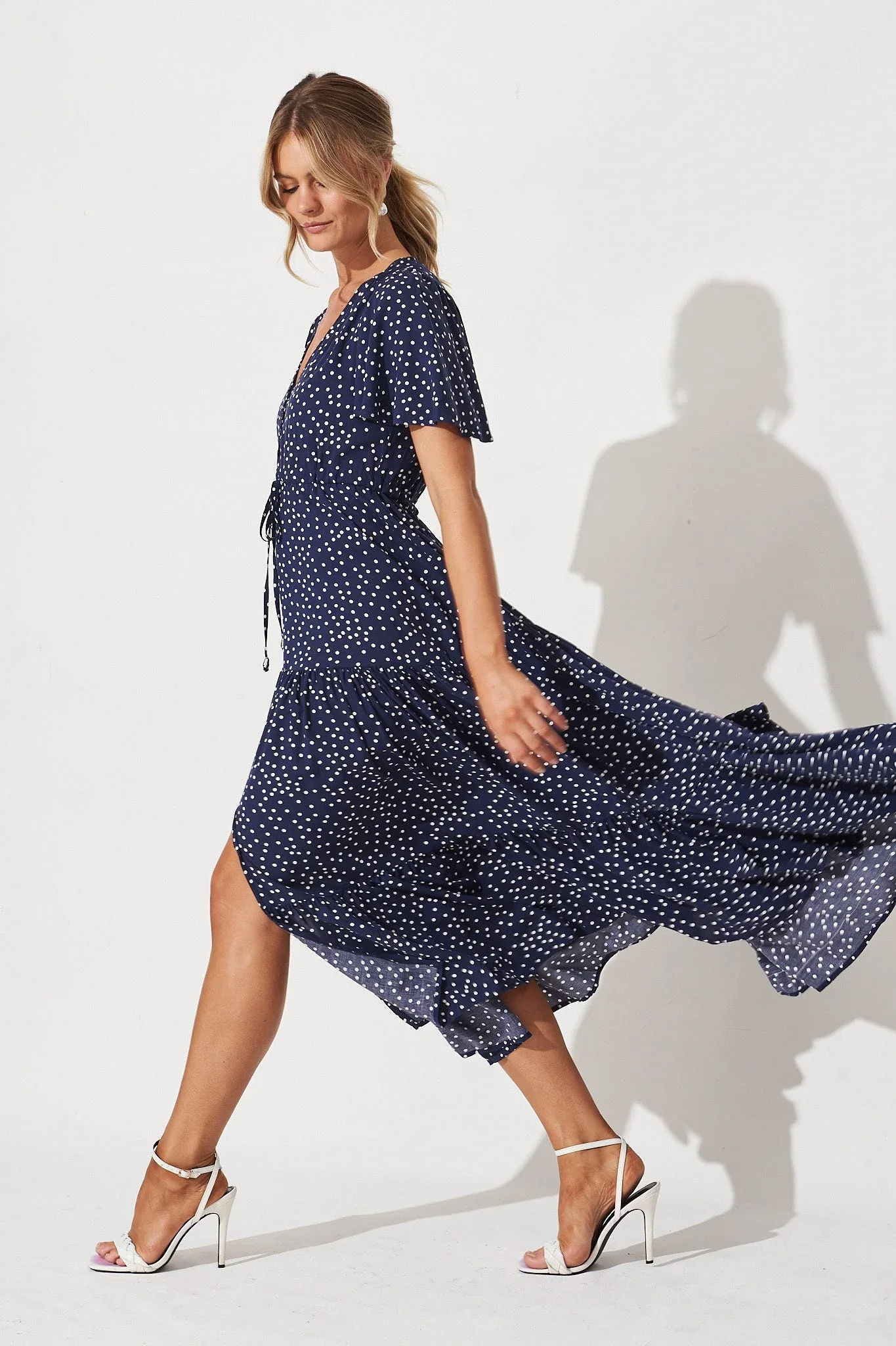 Violet Maxi Dress In Navy Spot - 图片 3
