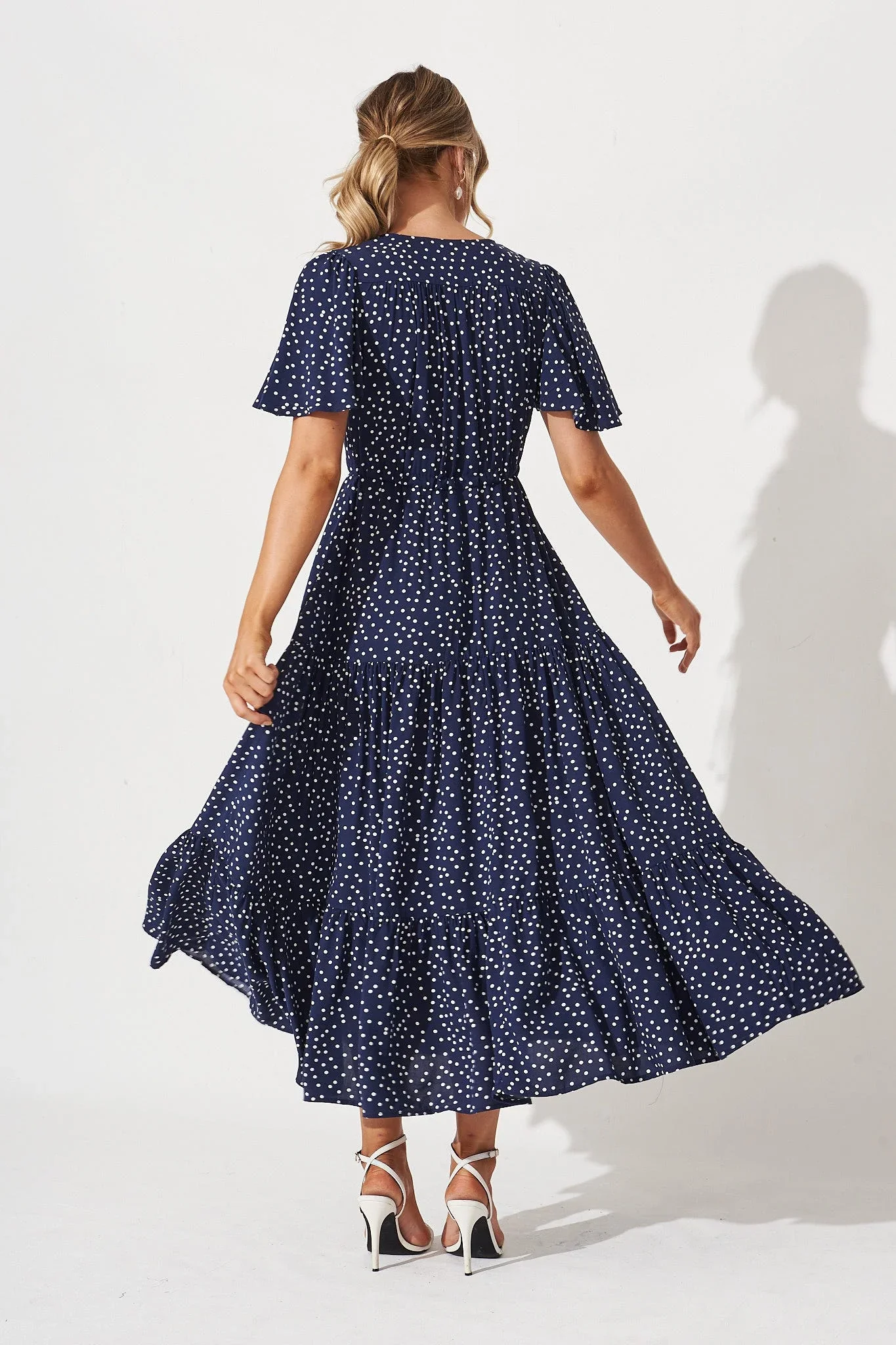 Violet Maxi Dress In Navy Spot - 图片 4