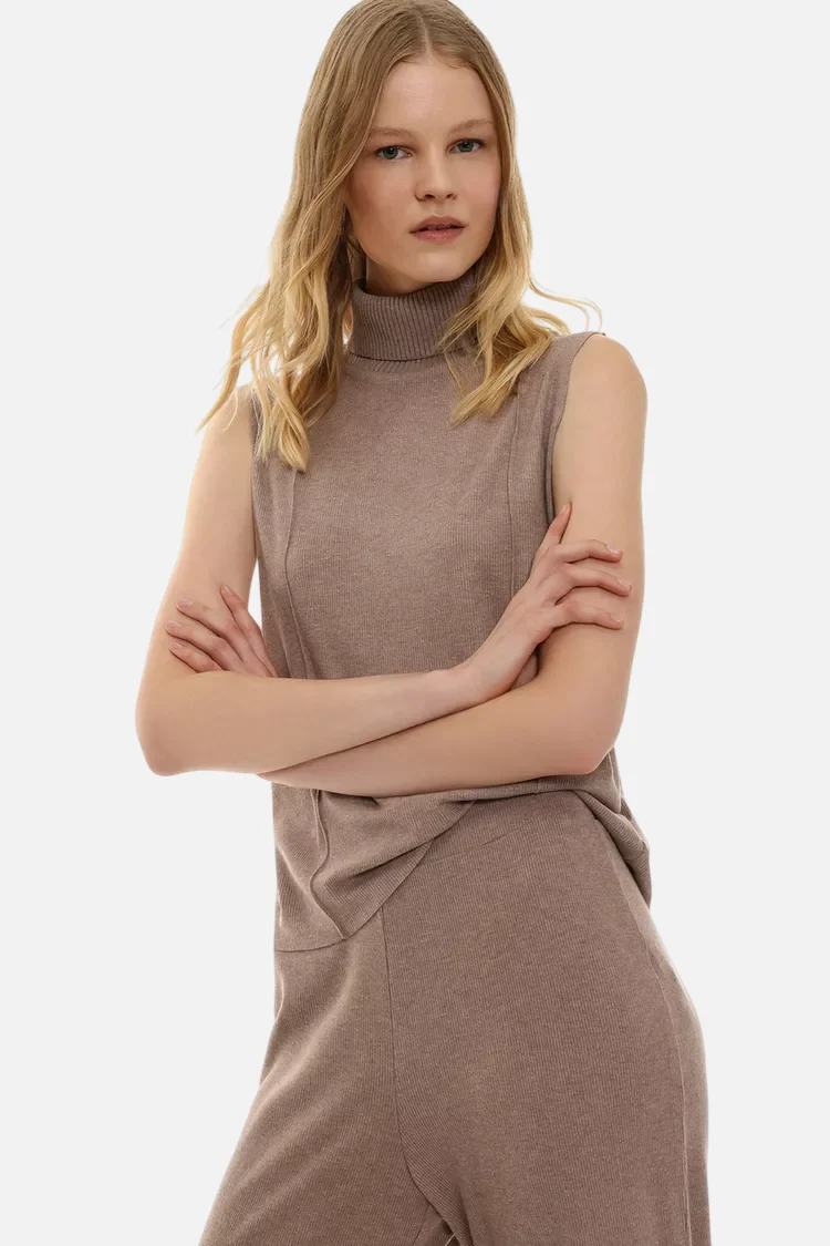Soft-touch vest sweater - 图片 4